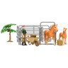 Игрушки фигурки в наборе серии "На ферме", 8 предметов: Авелинская лошадь и жеребенок, фермер, дерево, ограждение-загон, инвентарь (ММ205-024)